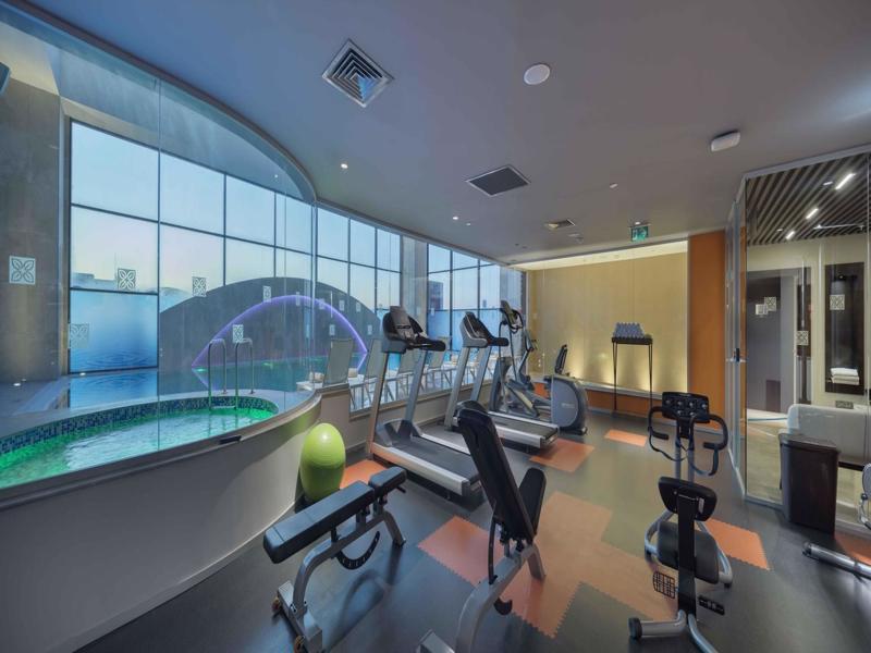 מלון Doubletree By Hilton Istanbul Umraniye מראה חיצוני תמונה The gym at the hotel
